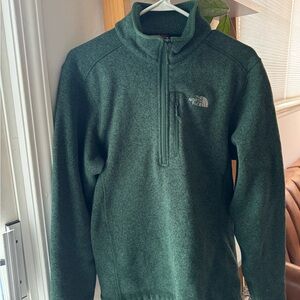 The North Face Men's 1/4 zip Sweater